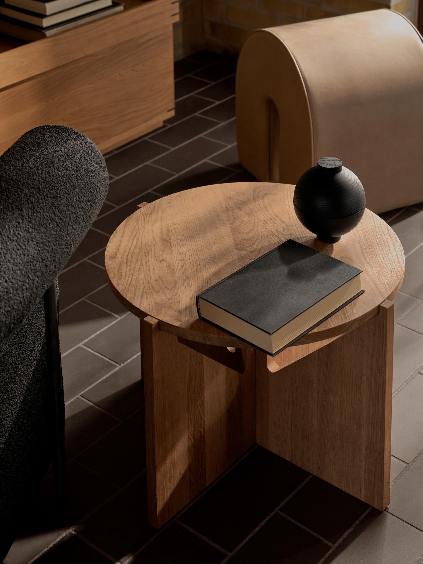 Simple Table by Kristina Dam