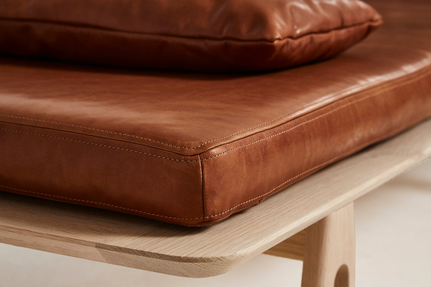 Level Daybed - Oak by Woud