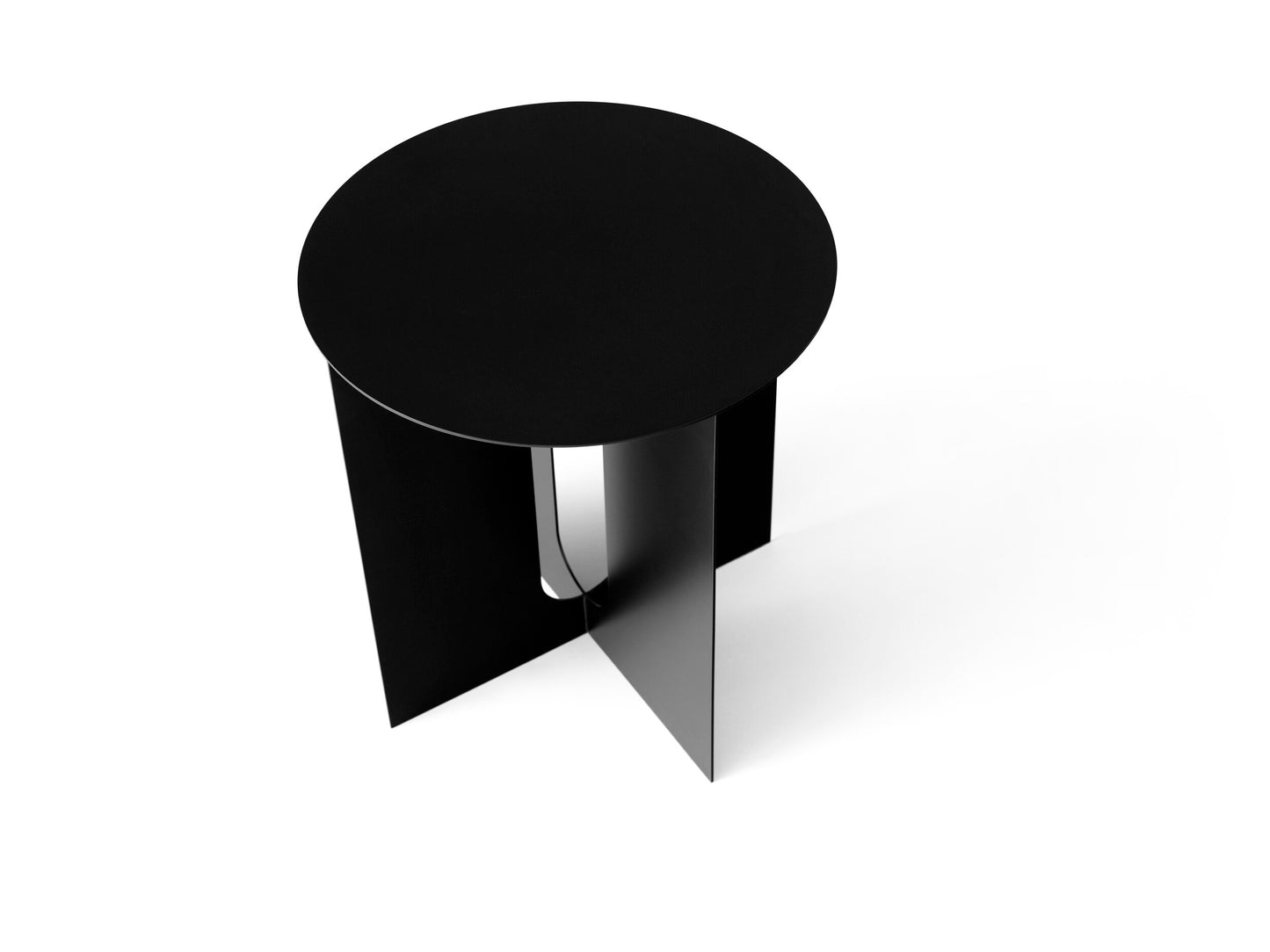 Androgyne Side Table Ø400 by Menu / Audo Copenhagen