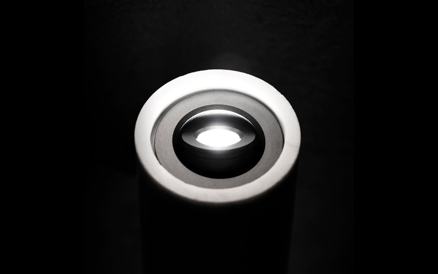 W01 Marble Wall Light