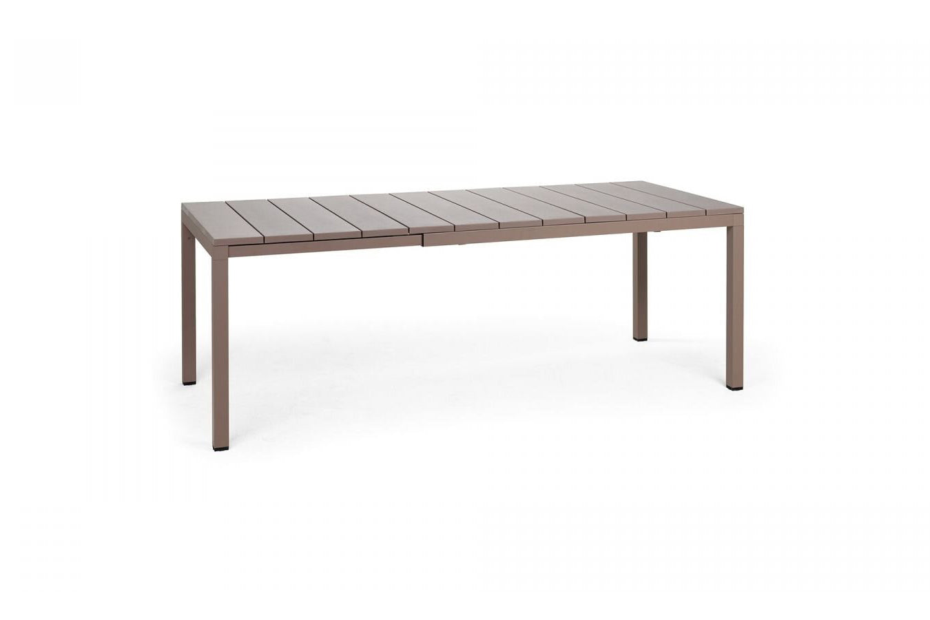 Rio Extendable Table by Nardi