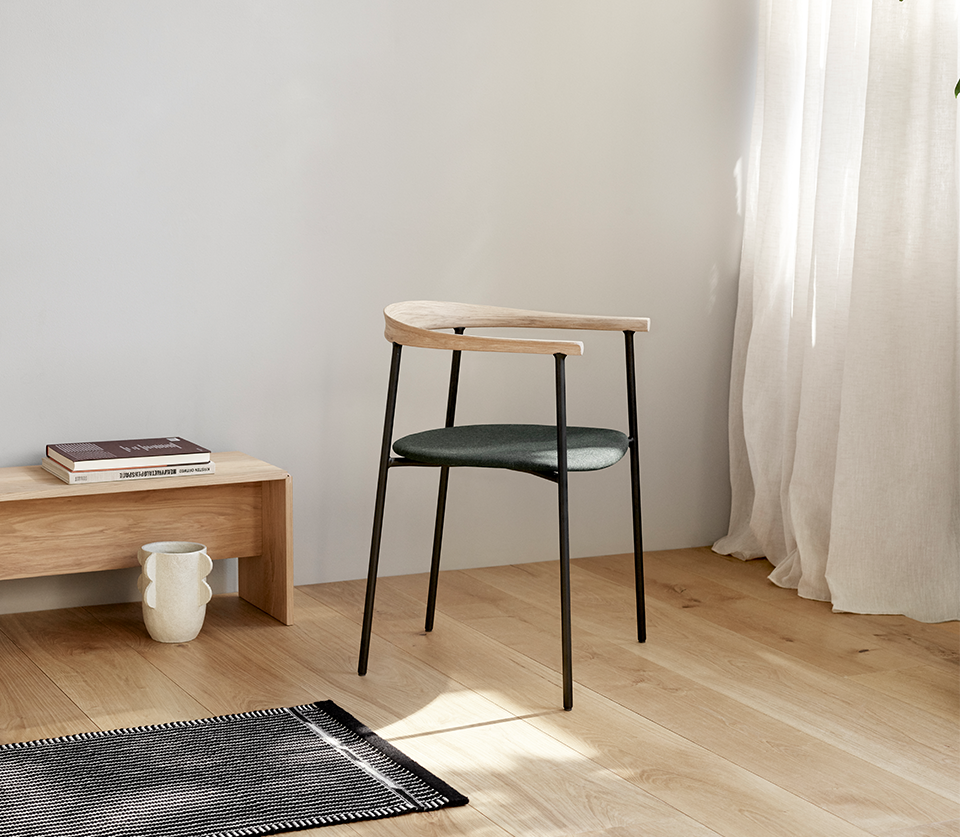 Arc Chair by Takt