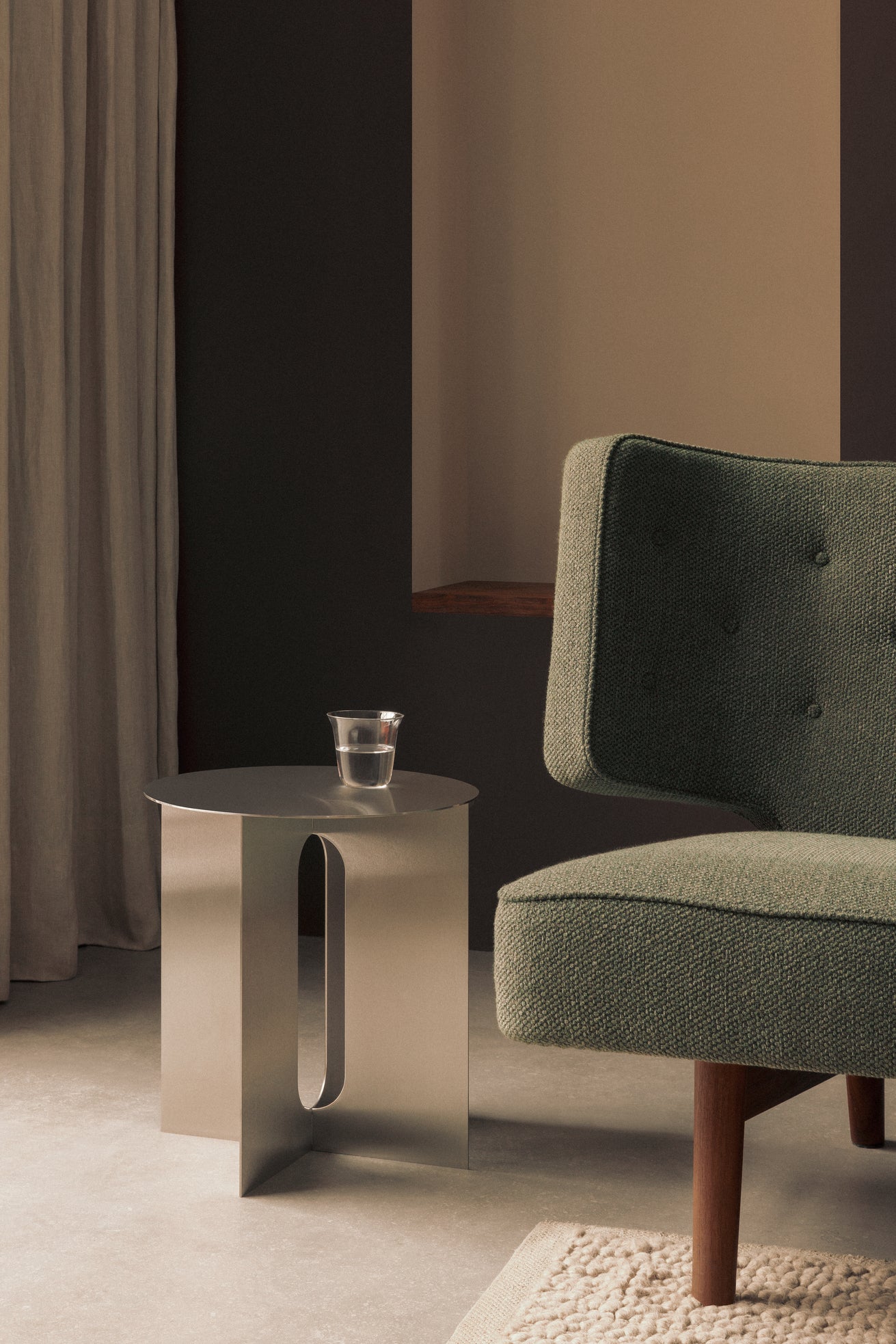 Androgyne Side Table Ø400 by Audo Copenhagen