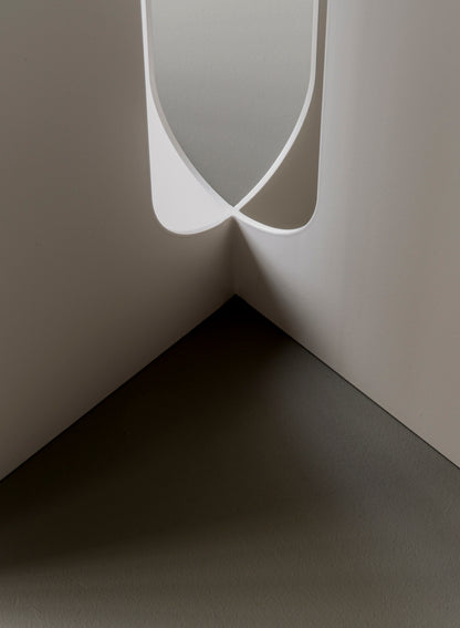 Androgyne Side Table Ø400 by Audo Copenhagen
