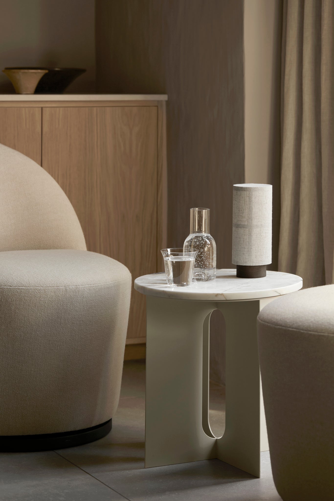 Androgyne Side Table Ø400 by Audo Copenhagen