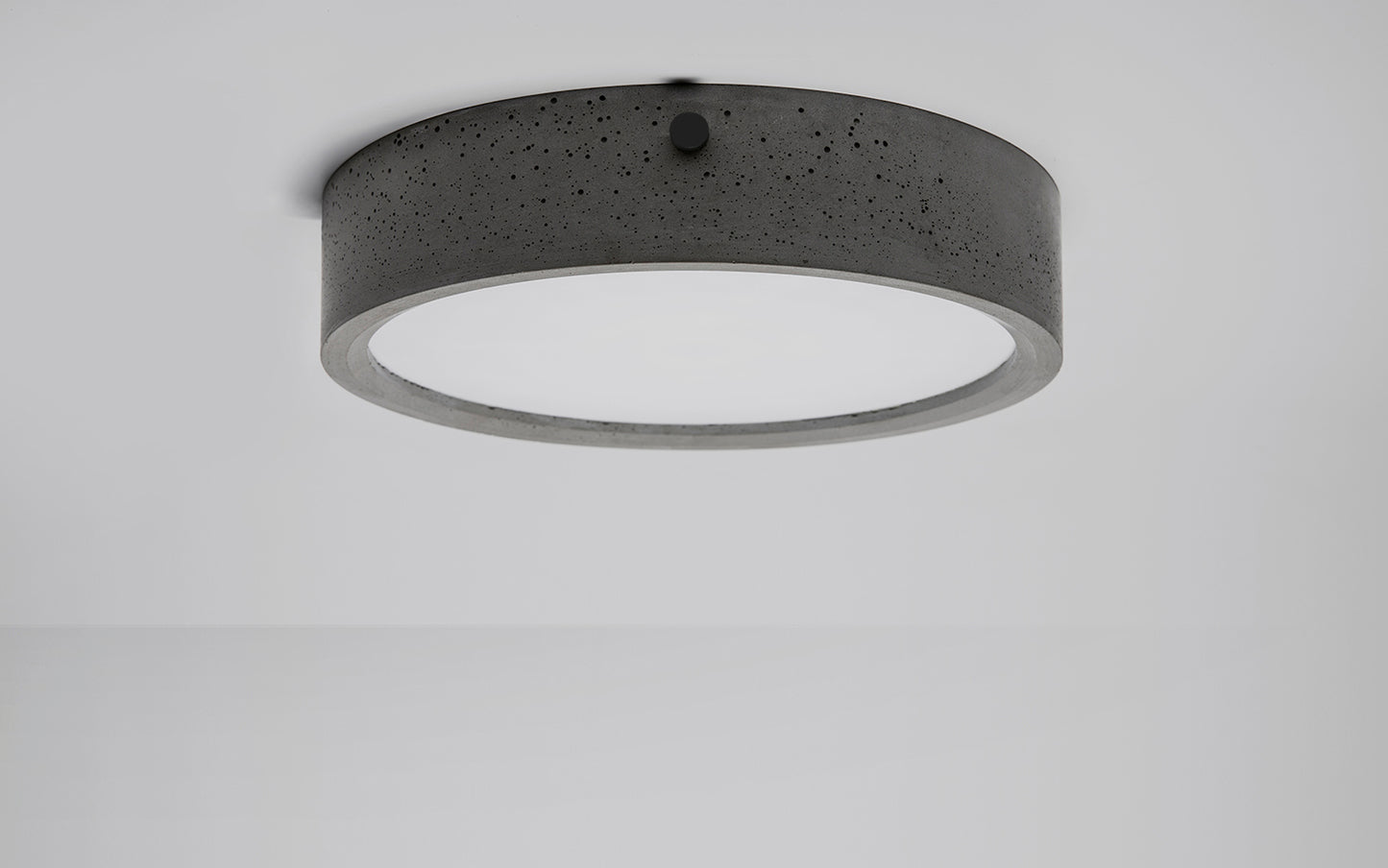 HUAN Ceiling Light