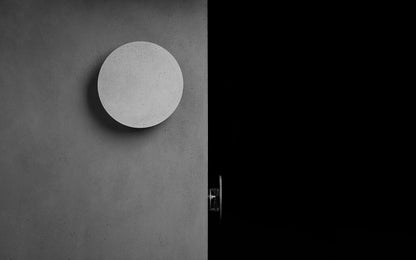 O2 Wall Light