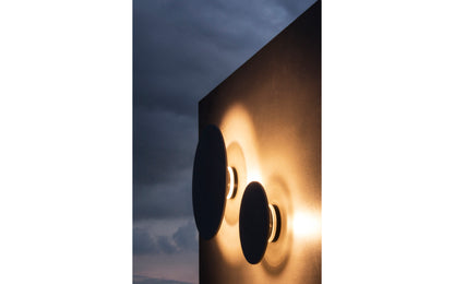 O2 Wall Light