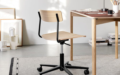 Cross Task Chair by Takt