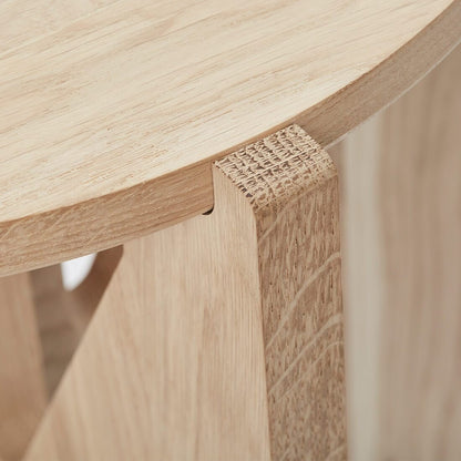 Simple Table by Kristina Dam